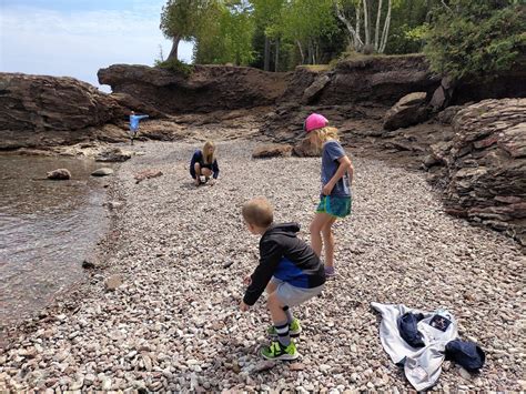 Pick Presque Isle Park in Marquette MI for Free Family Fun