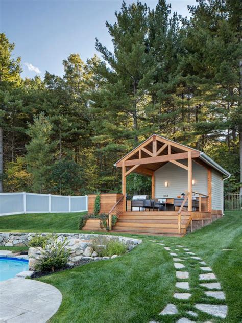 Photos | iD8 Design Studio | HGTV