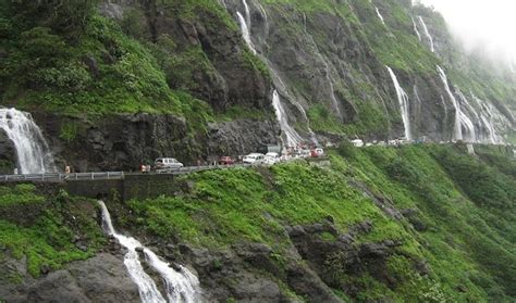 15 Most Beautiful Waterfalls You Can Visit in Maharashtra - lifeberrys.com