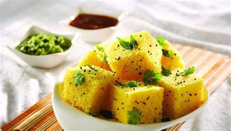 18 Street Foods In Surat For Tickling The Foodie In You 2026