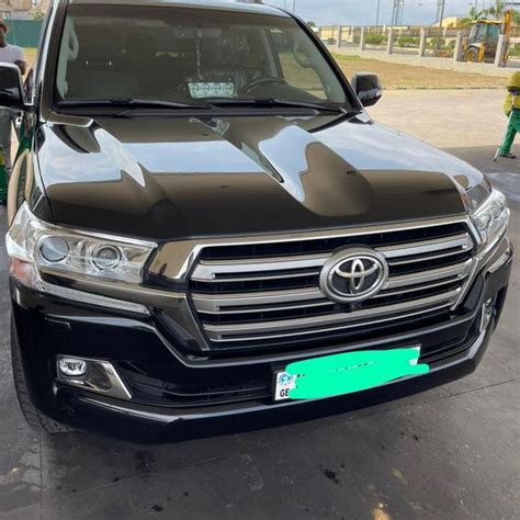 TOYOTA LAND CRUISER V8 2018 - ZoomHebdo, N°1 des petites annonces vérifiées