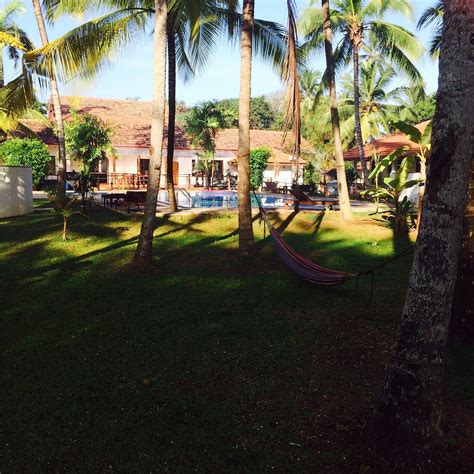 PUETZ TRAVELS BEACH RESORT (Sri Lanka/Waikkal) - Campground Reviews ...
