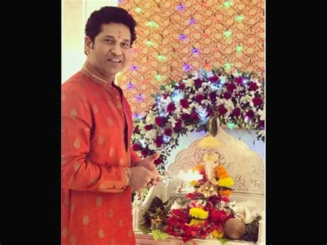 Ganpati Bappa Morya: PM Modi, Big B, Sehwag share love, greetings on ...