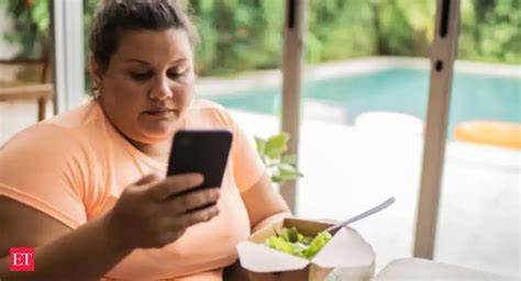 How much screen time can affect your health? - Obesity | The Economic Times