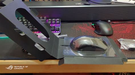 ROG Pugio ii FPS遊戲必敗無線滑鼠（簡單開箱） - Mobile01