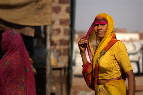 Raja Local People 的图像结果