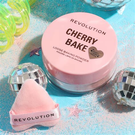 Makeup Revolution Y2k Baby Cherry Bake Loose Powder & Puff - HOK Makeup