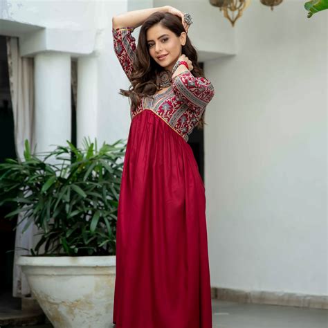 Buy Maroon V Neck Alia Cut Dress | Rustorange