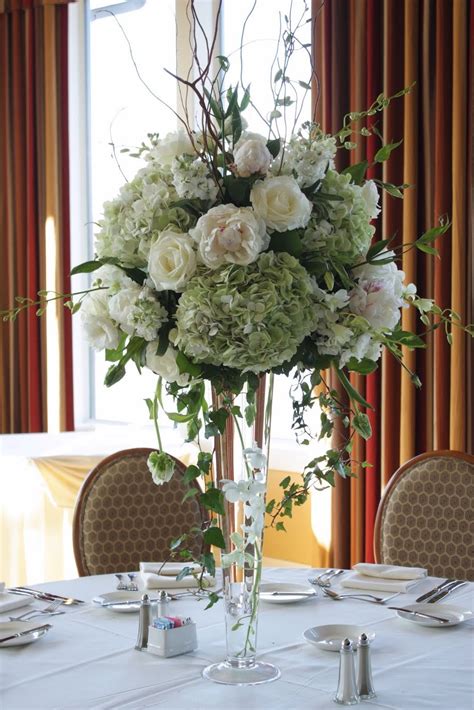 Centerpieces Of Flowers at Chloe Snider blog