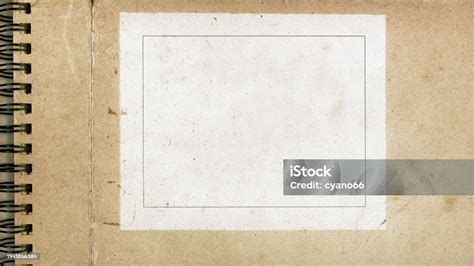 Notebook Paper Background 的图像结果