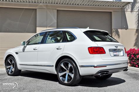 2020 Bentley Bentayga V8! WHITE/WHITE! MULLINER SPEC! TOURING SPEC! CITY SPEC! $217K MSRP! Stock ...