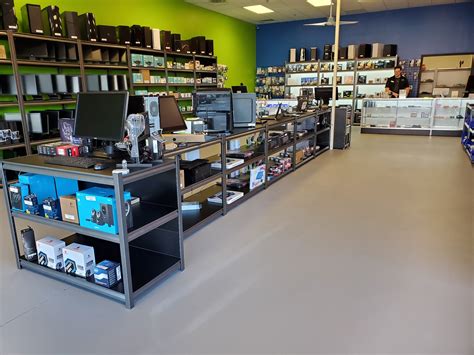 Computer Supply Store 的图像结果