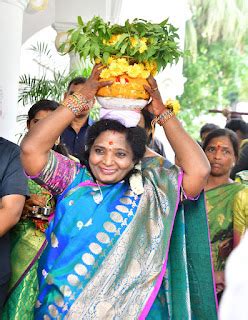 Raj Bhavan celebrates Bonalu festival - rspnetwork.in