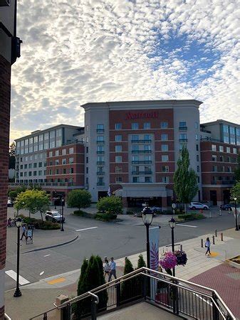SEATTLE MARRIOTT REDMOND - Hotel Reviews, Photos, Rate Comparison ...