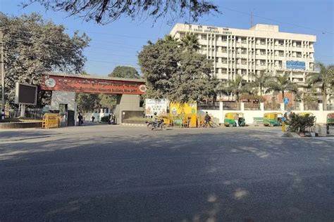 Indian Agricultural Research Institute New Delhi Campus: Photos ...