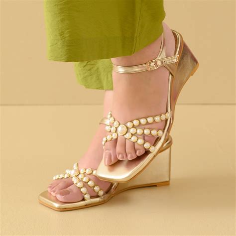 Dip Your Toes - Buy Women's Footwear Online