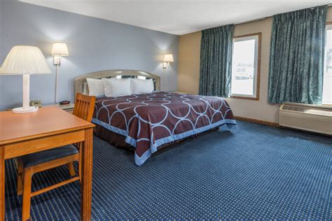 Super 8 by Wyndham O'Fallon MO/St. Louis Area | OFallon, MO Hotels