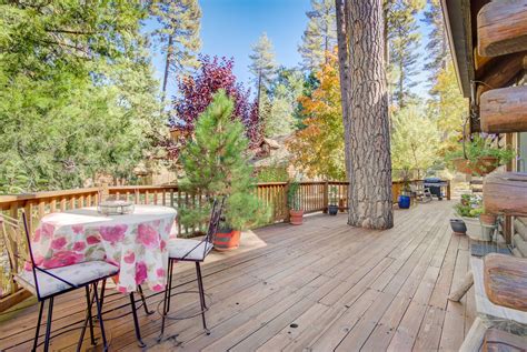 53705 Idyllbrook Dr, Idyllwild-Pine Cove, CA 92549 | Zillow Media Experts