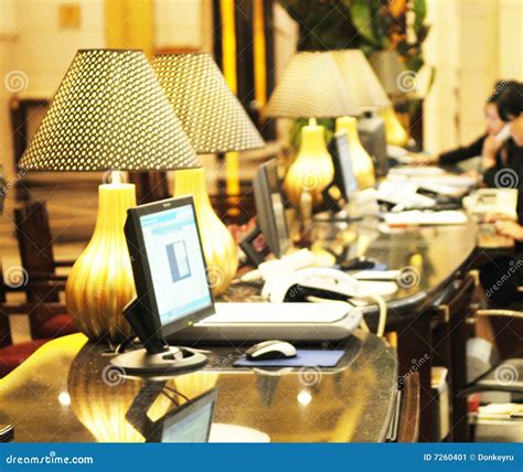 Hotel Reception Computer 的图像结果