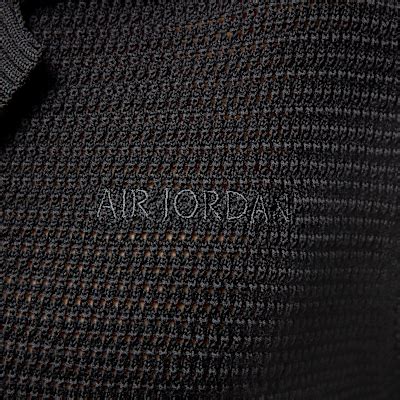 Air Jordan Men's Knit Short-Sleeve Top. Nike IN