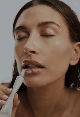 NEU RHODE SKIN PEPTIDE LIP TREATMENT unscented India | Ubuy