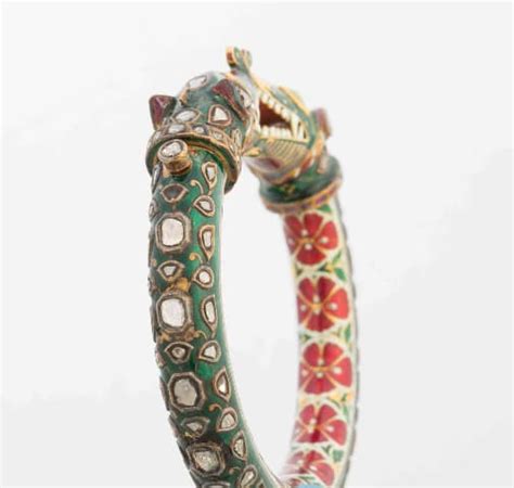 Master Essential Jewellery Terms from Basra Pearls to Navratna Gems ...