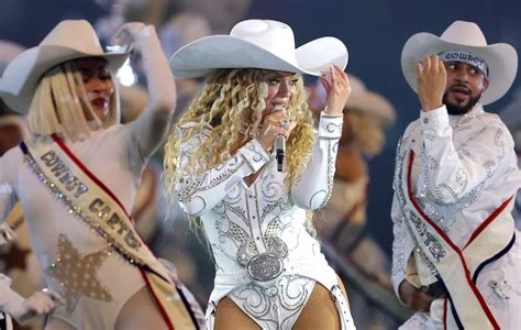 Beyoncé shares preview of 'Cowboy Carter' tour stage
