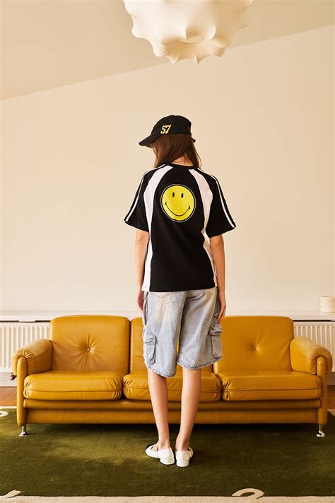 Buy Smiley Originals Oversized T-shirt | BonkersCorner
