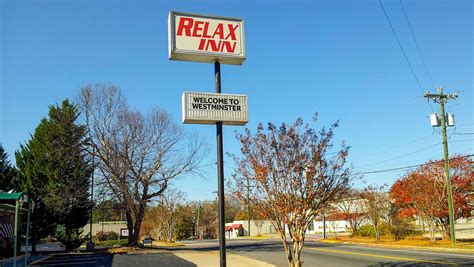 RELAX INN WESTMINSTER - Hotel Reviews, Photos, Rate Comparison ...