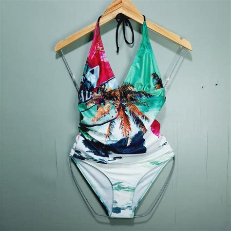 Longboard Swimsuit Two Piece Bikini Swimsuit, Women's Fashion, Swimwear ...