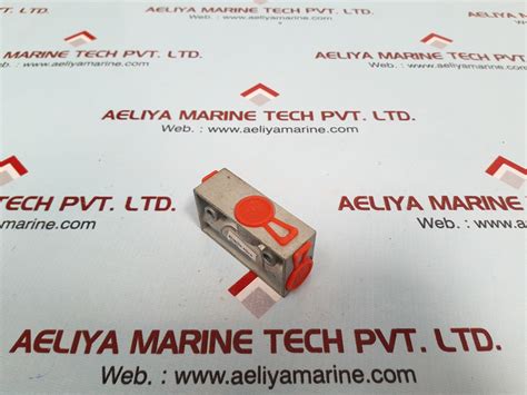 Rexroth 5340.170.000 Block Pneumatic Shuttle Valve – Aeliya Marine Tech