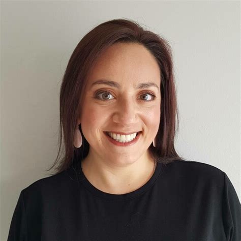 Kristen Fiani | Meer