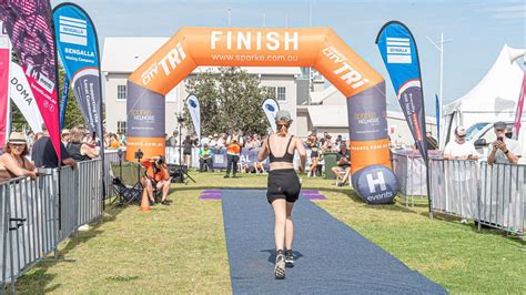 Sparke Helmore Newcastle City Triathlon 2025, Horseshoe Beach ...