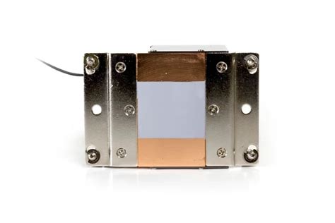 Buy dynatron R14 online from Dynatron India Store