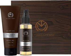 THE MAN COMPANY Premium Shaving Kit for men - Price in India - Buy THE ...