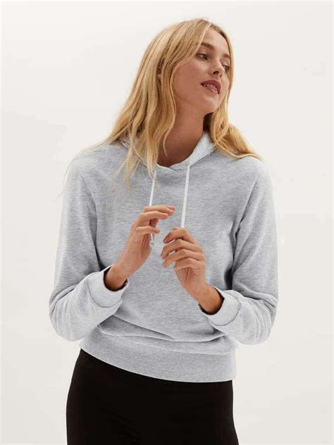 Winter Wardrobe Goals: The Best Women’s Sweatshirts to Slay the Cold