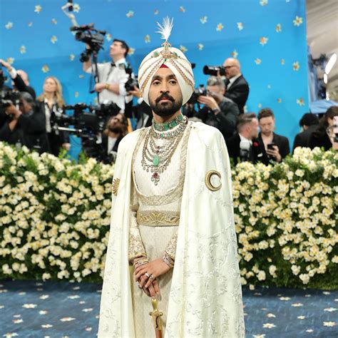 Women's Fashion Trends - All Trends from Western, Ethnic and Street ...