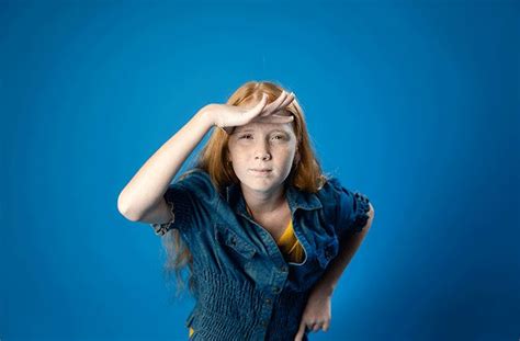 Myopia: Articles on Causes, Risks & Management Tips