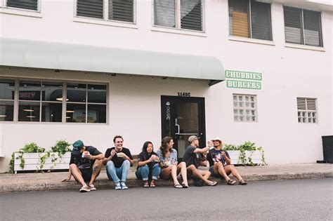 CHUBBIES BURGERS, Oahu - Restaurant Reviews, Phone Number & Photos ...