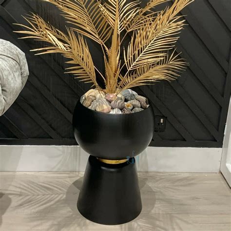 Smart Black Totem Planter With Golden Band