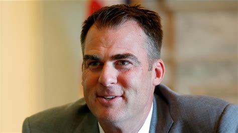 Gobernador de Oklahoma declara día de oración por aumento de casos de ...