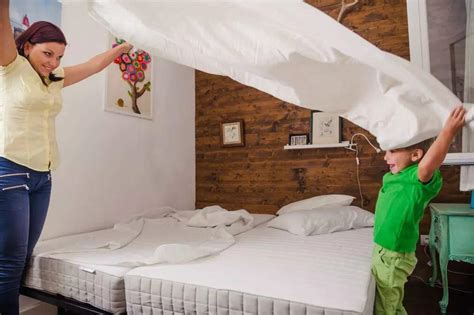 How to Teach Your Child to Clean Their Room on Their Own: A Parenting ...