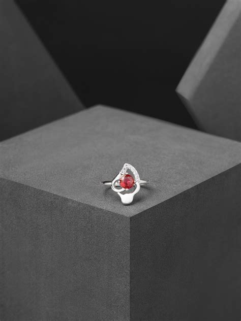 Crimson Petal Ring – Jovira Jewels