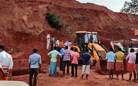 Bantwal: Three workers killed due to land slide at Odiyoor