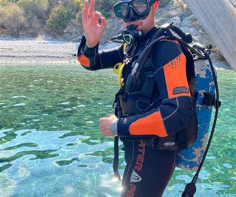 DOLPHIN DIVING CENTRE - All You Need to Know BEFORE You Go 2026 (with ...