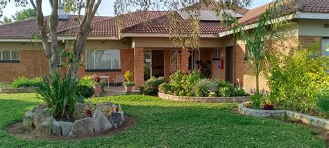 SOLID LINK GUEST HOUSE (Rusape) - Lodge Reviews & Photos - Tripadvisor
