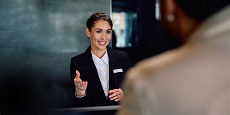 Visa Infinite Credit Card - Get Exclusive Benefits | Emirates NBD