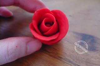 Fondant Rose Instructions 的图像结果