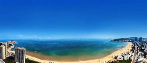 实拍威海国际海水浴场，被称为北方亚龙湾，是北方水质最好的海滩|旅游|实拍|vlog_新浪新闻