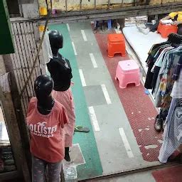 Tank road jeans market - Market - New Delhi - Delhi | Yappe.in